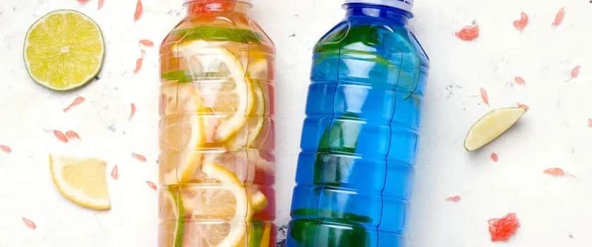 Napoje izotoniczne: Jak skutecznie nawadniają i wspierają trening?