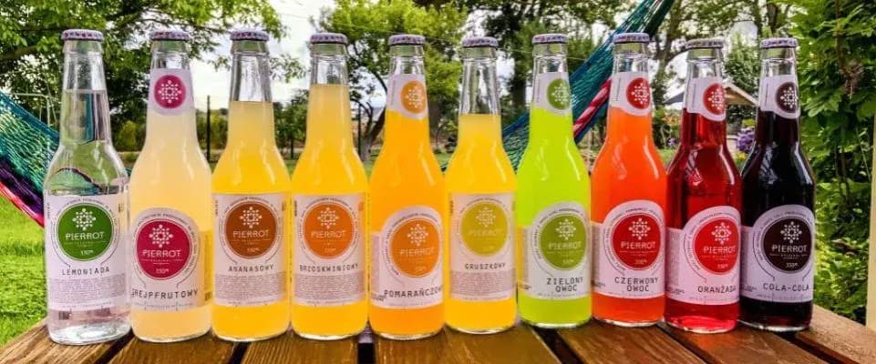 Ceny napojów Pierrot: Sprawdź, ile zapłacisz za ulubione smaki
