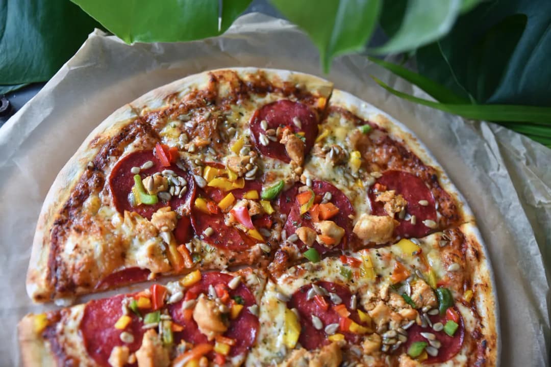 Co można zrobić z ciasta na pizzę? 10 zaskakujących przepisów na przekąski